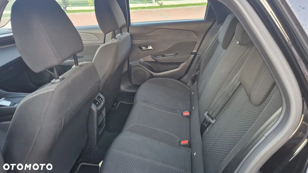 Peugeot 308 1.2 PureTech Active Pack S&S EAT8 - 16