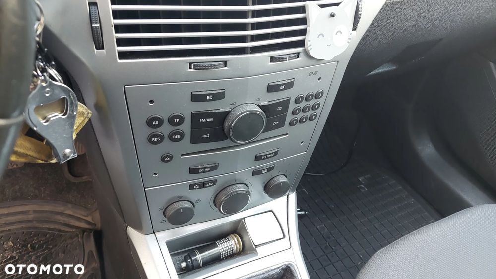 Opel Astra III 1.6 - 17