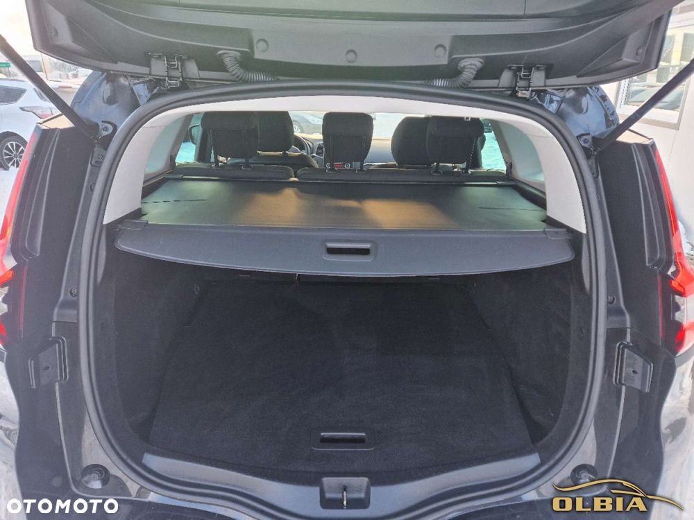 Renault Grand Scenic - 18