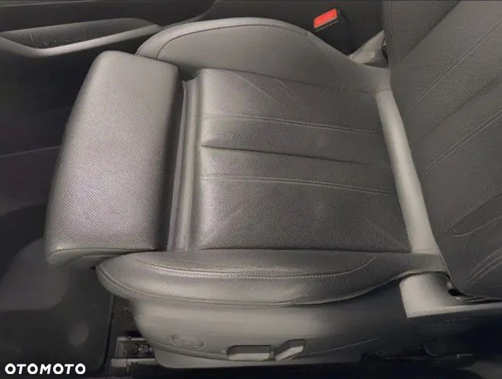 Audi A4 Limousine 45 TFSI Quattro S tronic - 12