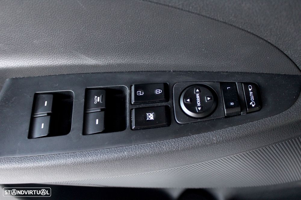 Hyundai Tucson 1.7 CRDi Executive - 18