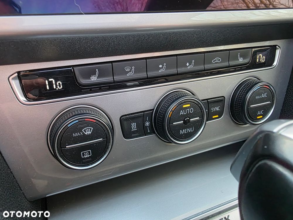 Volkswagen Passat Alltrack 2.0 TDI SCR 4Mot DSG7 - 15