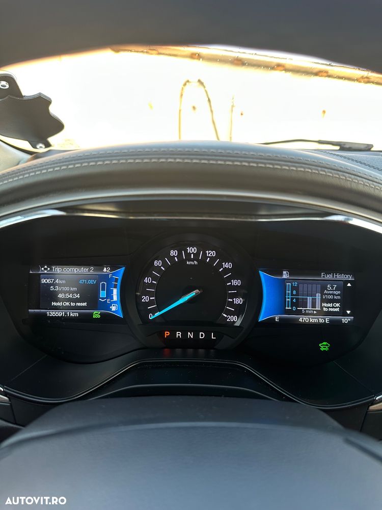 Ford Mondeo 2.0 HEV Vignale - 26