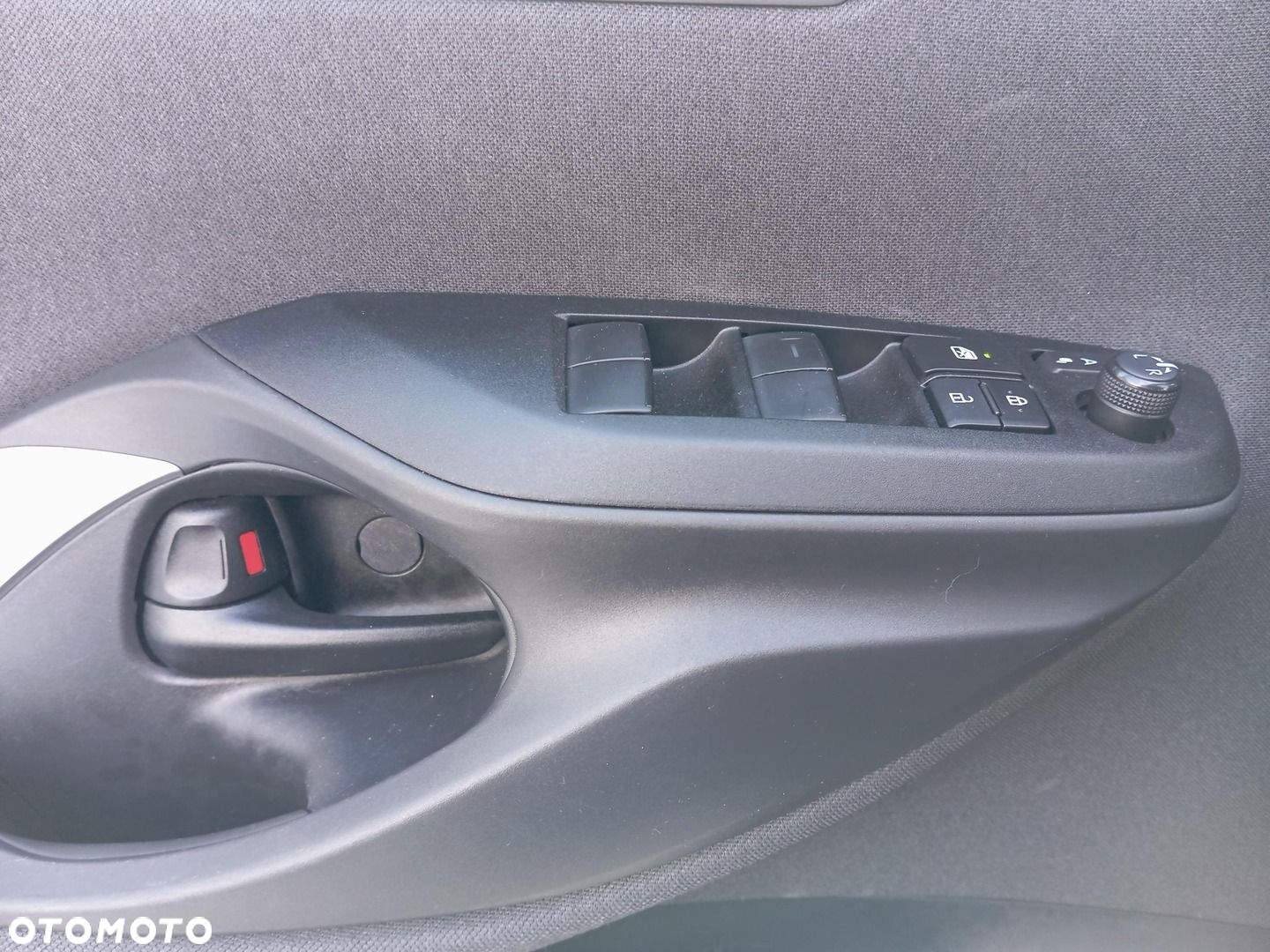 Toyota Yaris Cross - 19