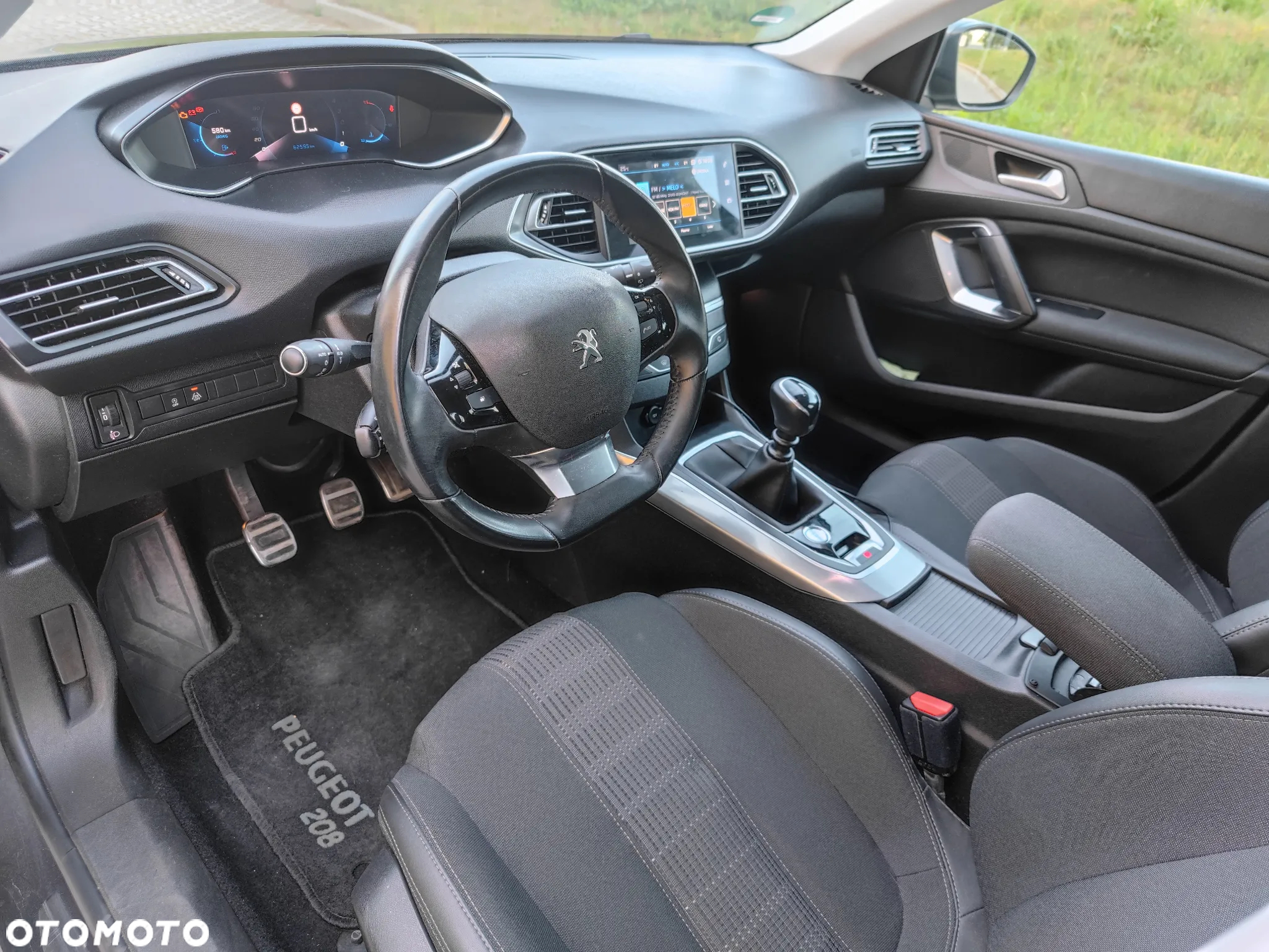 Peugeot 308 1.5 BlueHDi Allure Pack S&S - 14