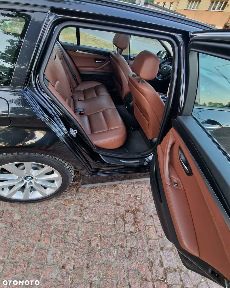 BMW Seria 5 520d - 8
