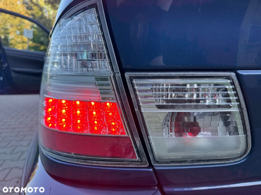BMW Seria 3 - 30