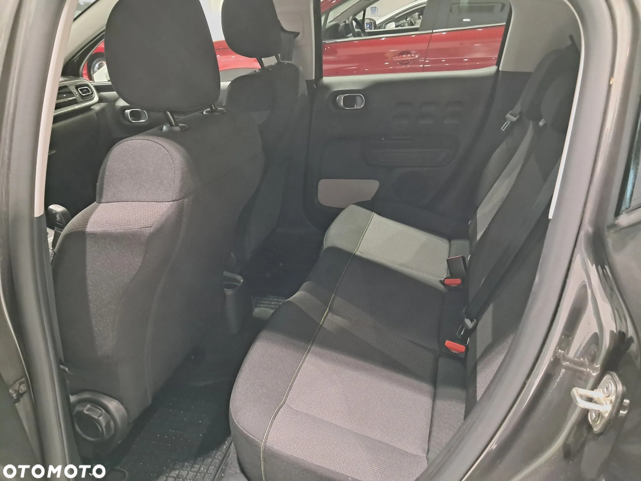 Citroën C3 1.2 PureTech Shine - 16