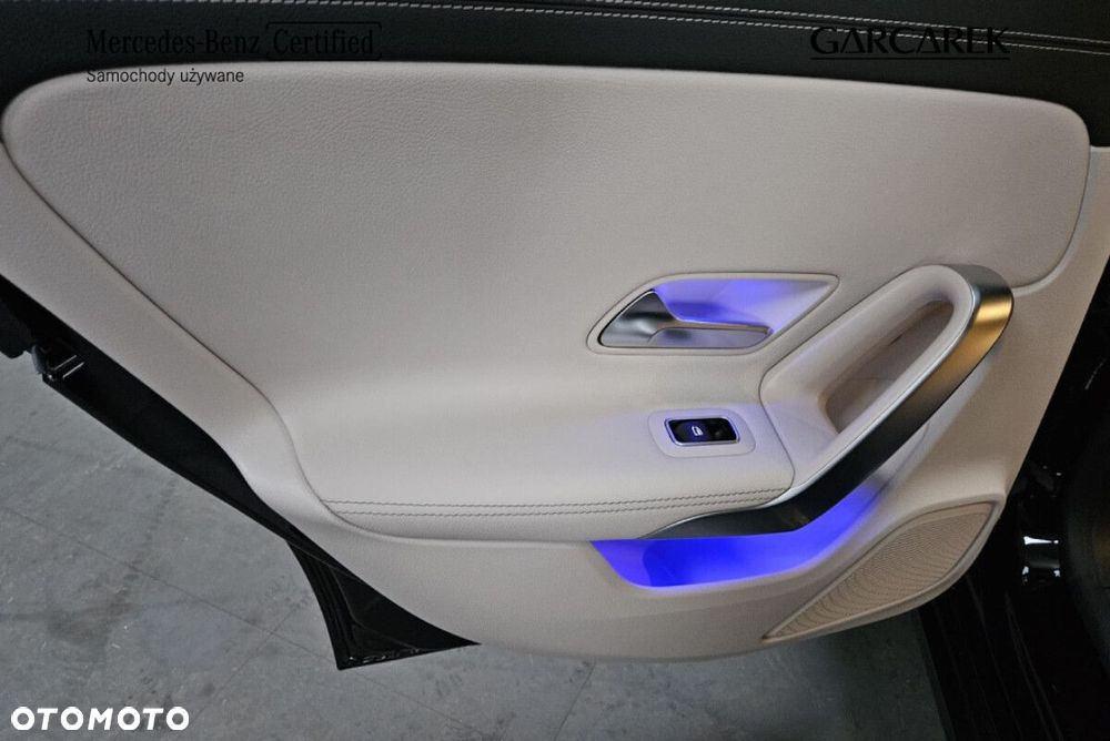 Mercedes-Benz CLA - 27