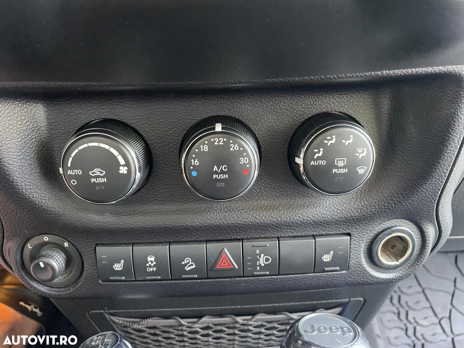 Jeep Wrangler Unlimited 2.8 CRD AT 75th Anniversary - 19