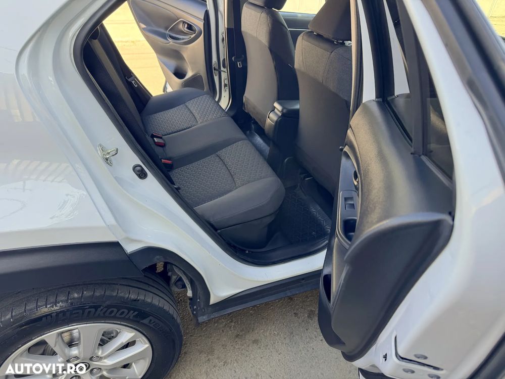 Toyota Yaris Cross 1.5 VVT-i Business Edition - 28