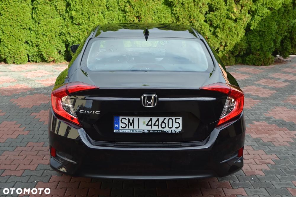 Honda Civic 1.5 T Sport (Navi) - 10