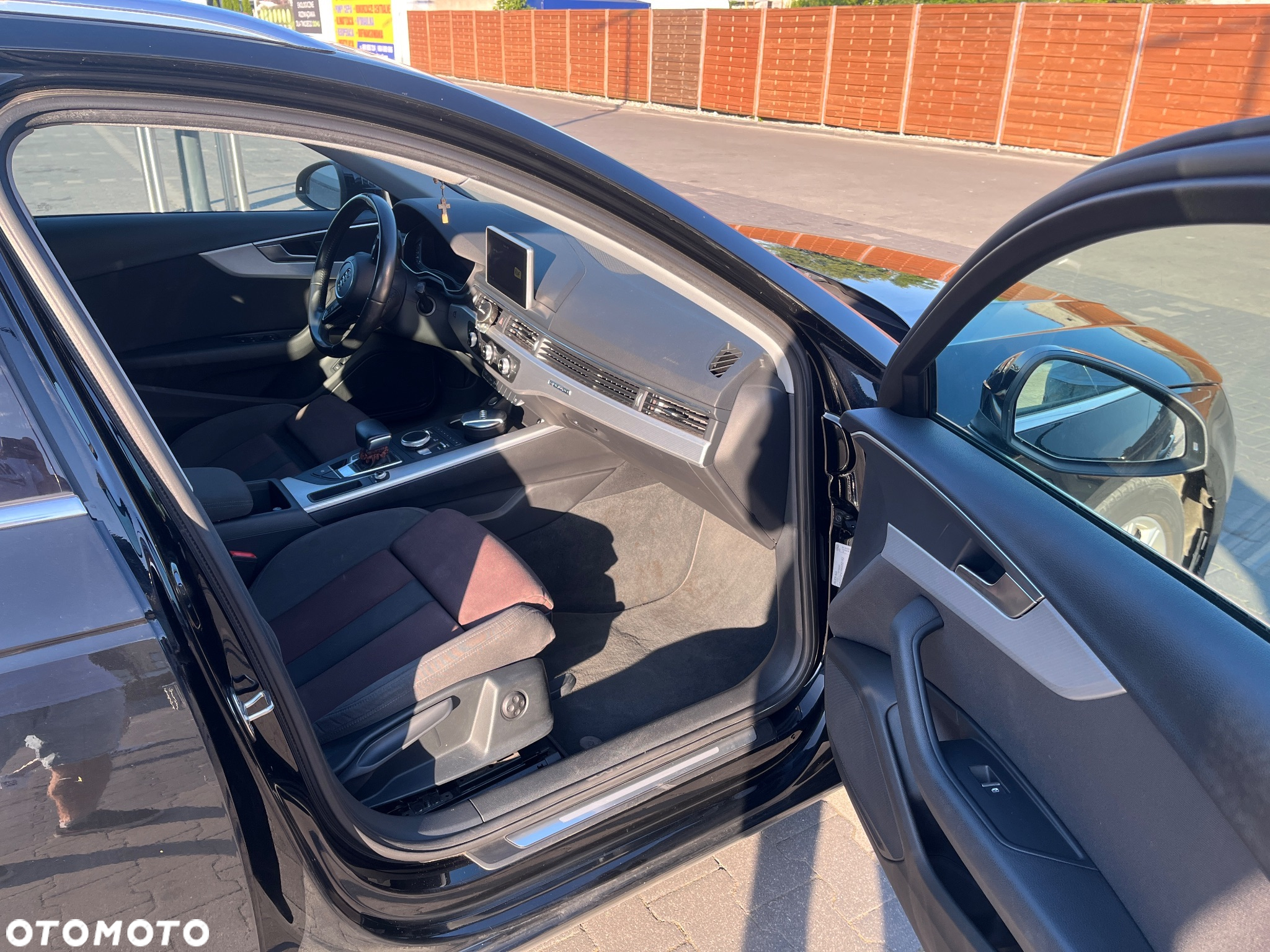 Audi A4 2.0 TDI Quattro Design S tronic - 11