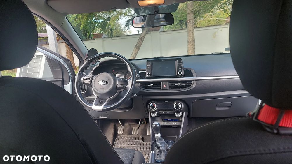 Kia Picanto 1.2 L - 6