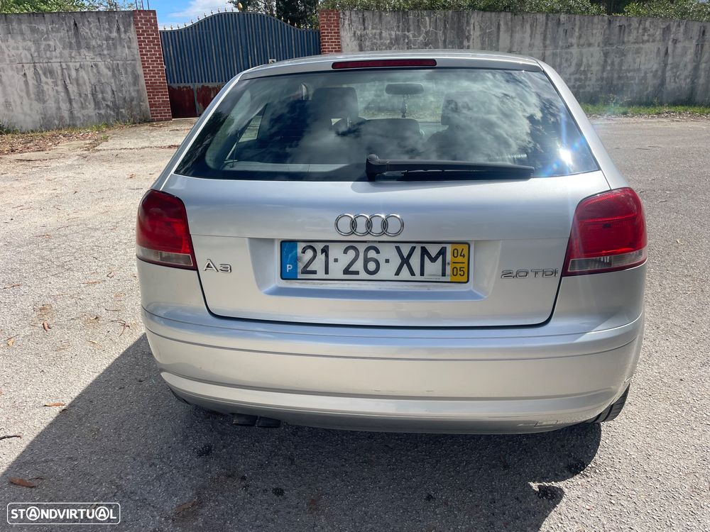 Audi A3 2.0 TDI Attraction - 4