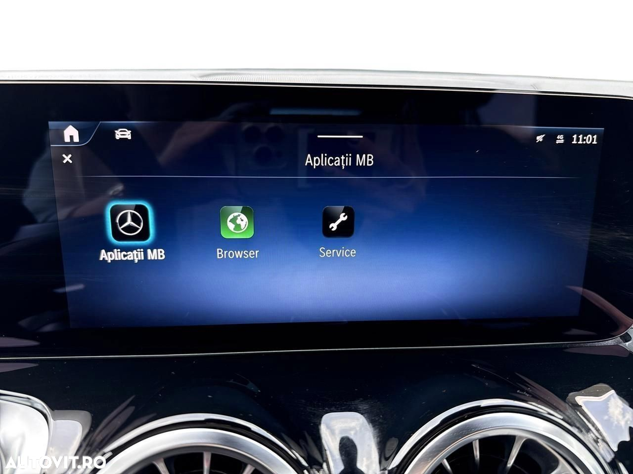 Mercedes-Benz GLB - 19