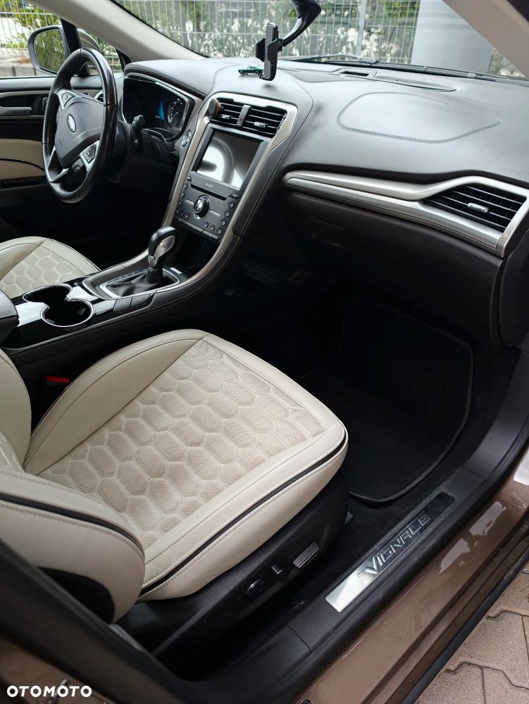 Ford Mondeo - 10