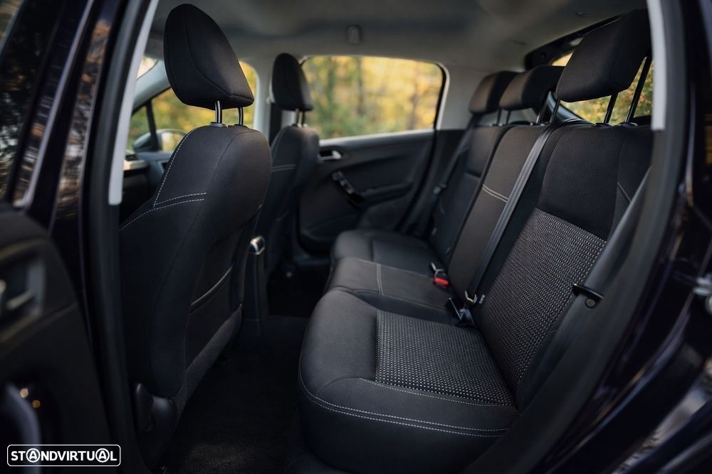 Peugeot 208 1.6 BlueHDi Allure - 14