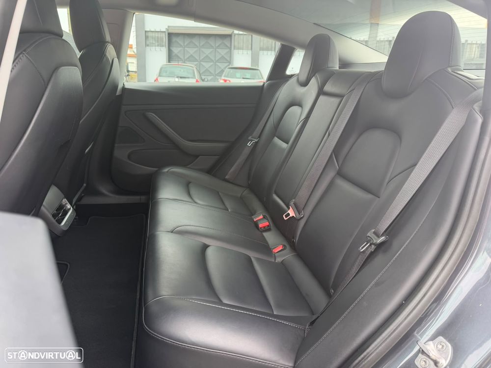 Tesla Model 3 Long Range Tração Integral - 16