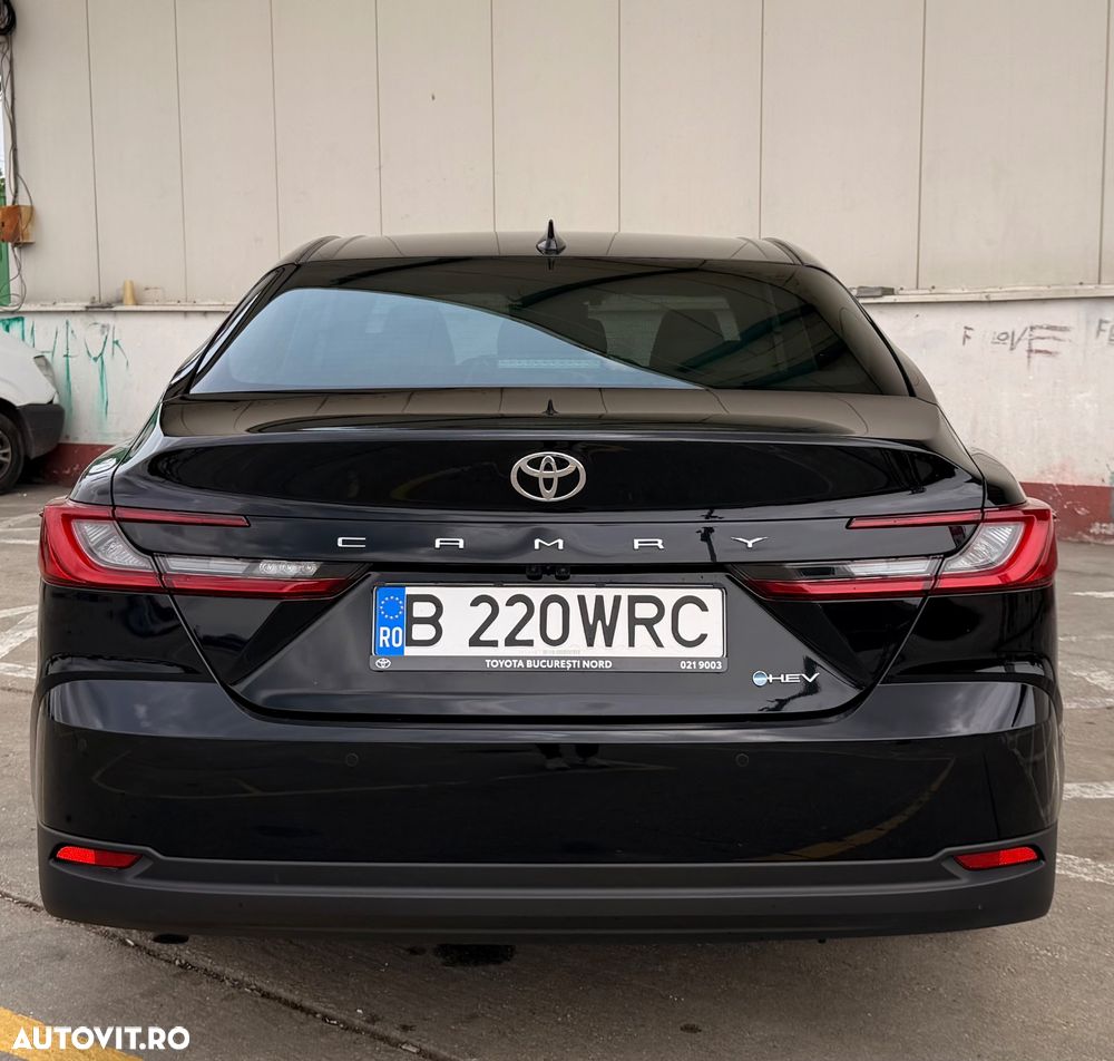 Toyota Camry 2.5 Exclusive - 13