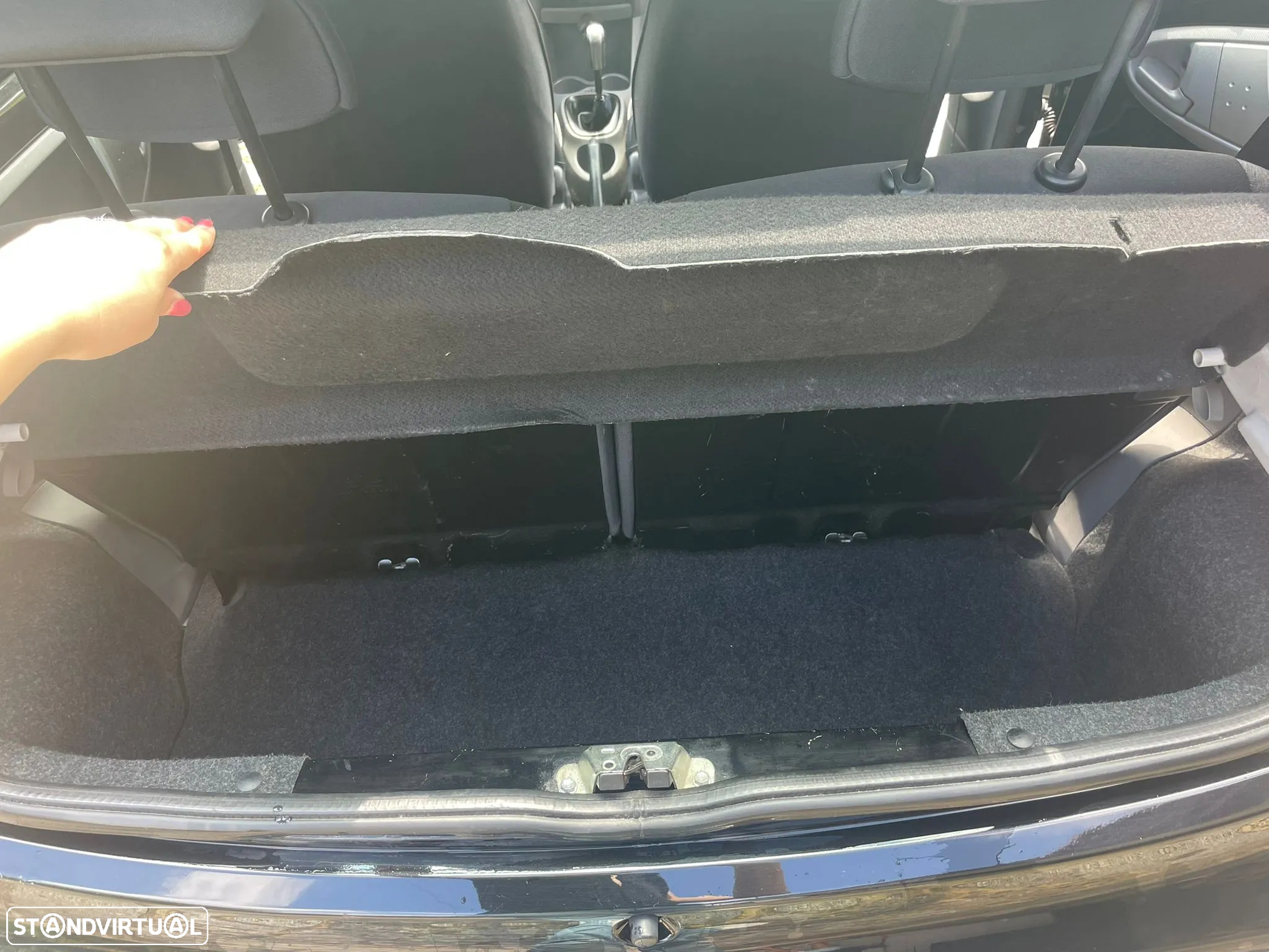 Peugeot 107 1.0 Black&Silver - 12