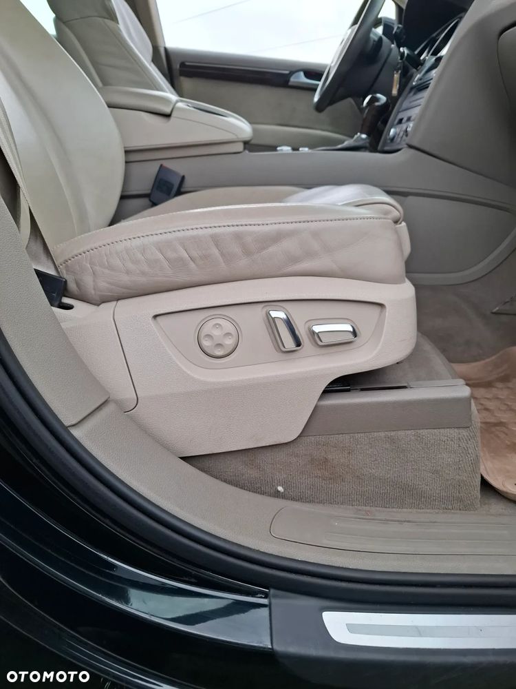 Audi Q7 - 16