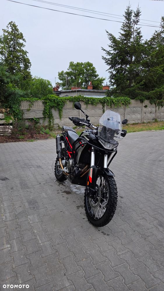 Aprilia Tuareg - 1