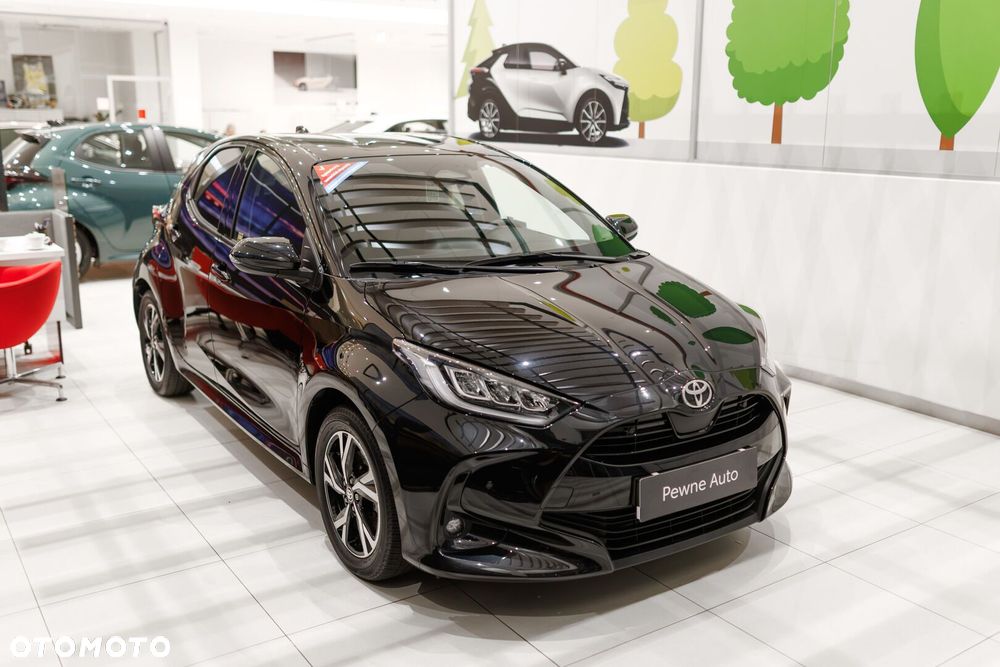 Toyota Yaris Hybrid 2025 photo 4