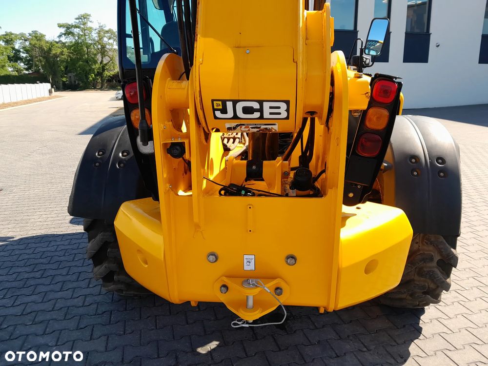 JCB 540-140 2022r - 14