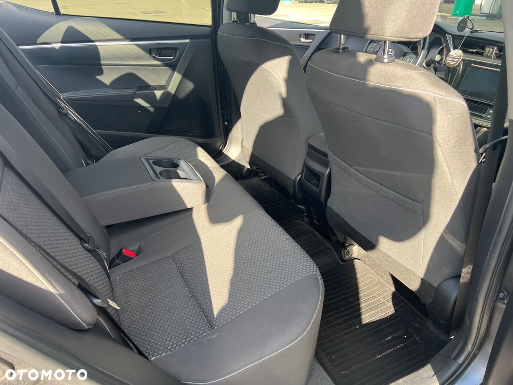 Toyota Corolla 1.6 Comfort MS - 16
