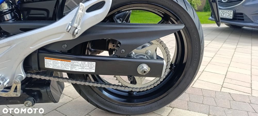 Suzuki Gladius - 31