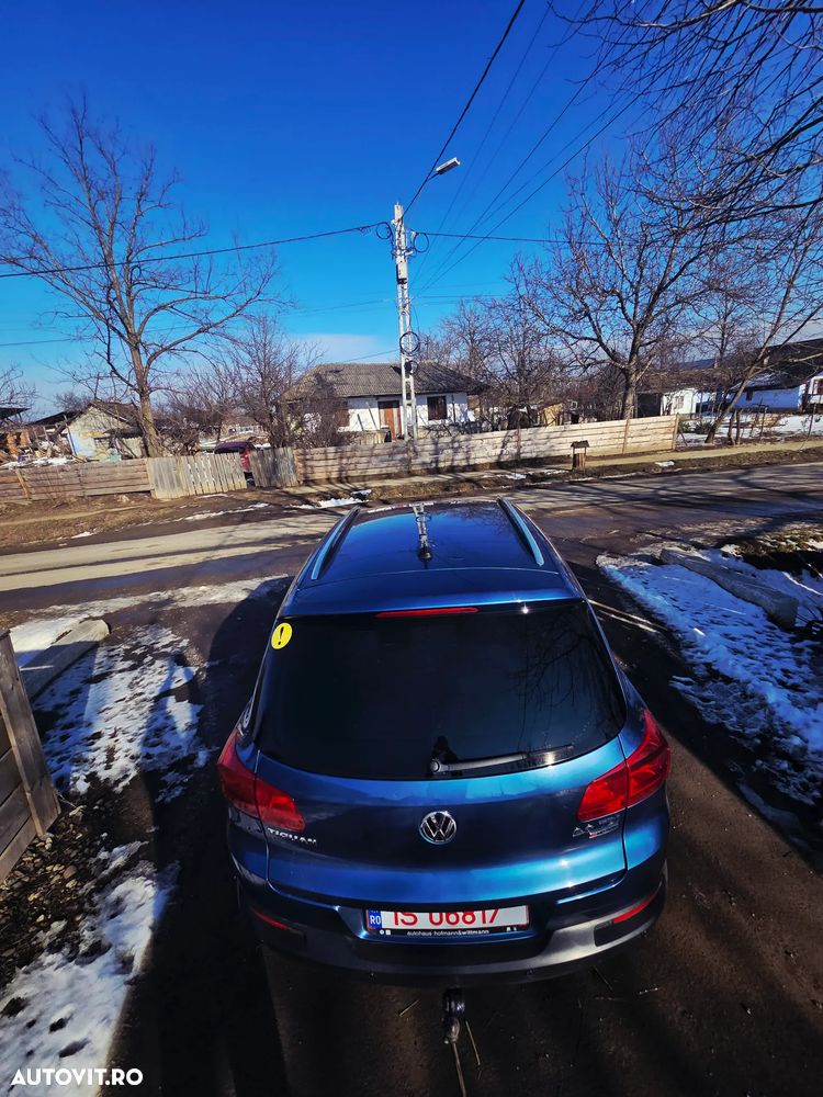 Volkswagen Tiguan 2.0 TDI SCR 4MOTION BlueMotion Technology DSG Lounge Sport & Style - 12