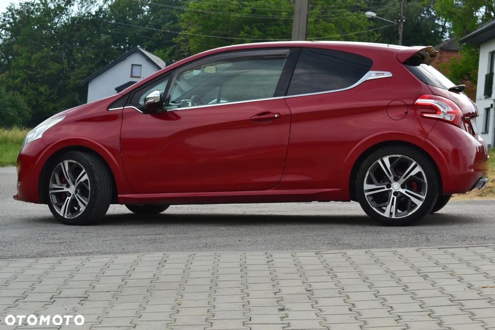 Peugeot 208 GTI 200 THP - 5