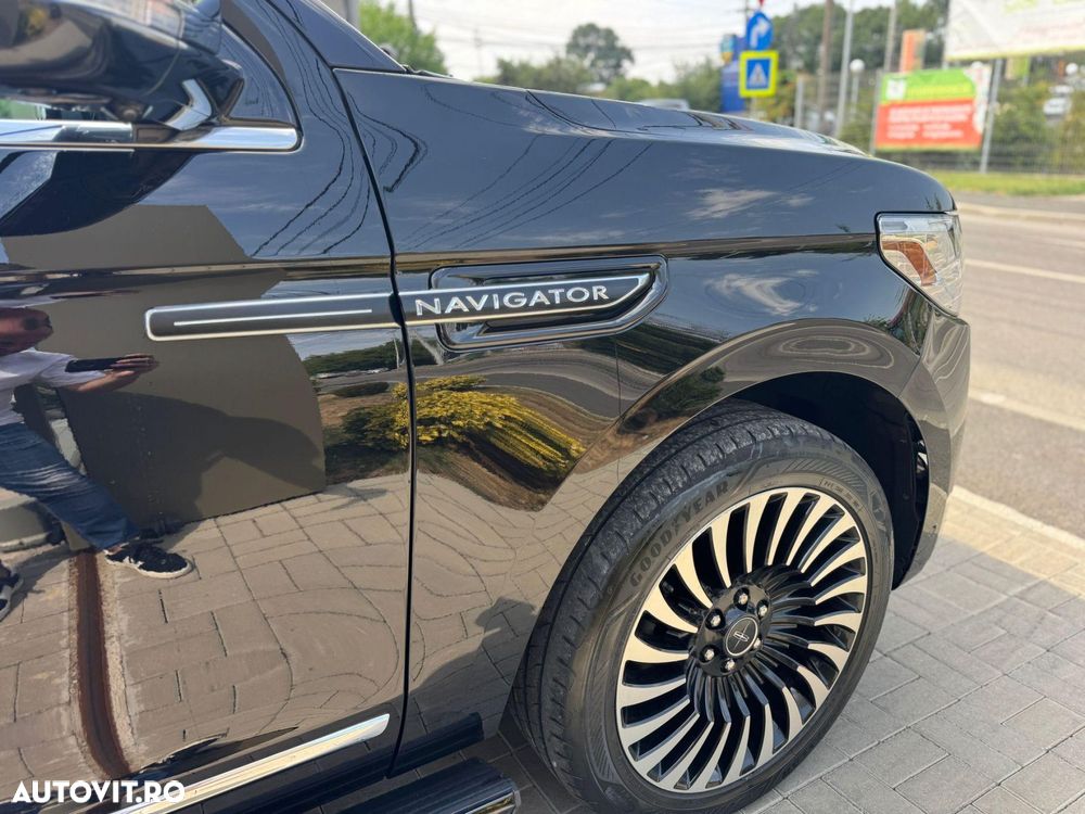 Lincoln Navigator - 5