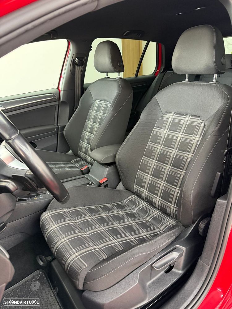 VW Golf 2.0 TDI GTD DSG - 13