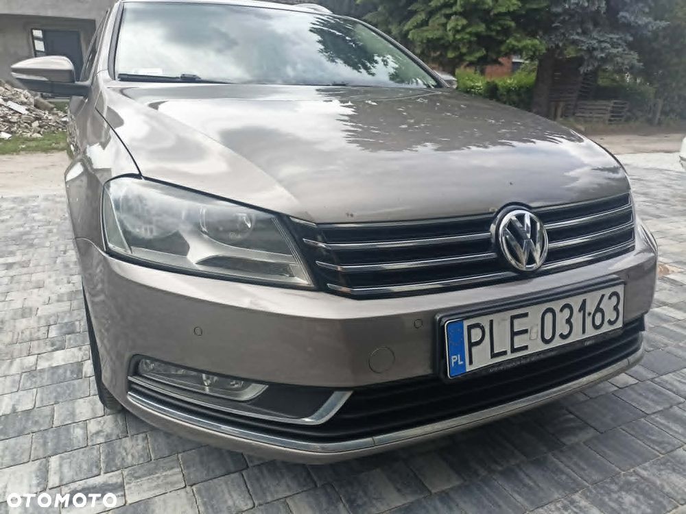 Volkswagen Passat 2.0 Blue TDI SCR Comfortline - 13