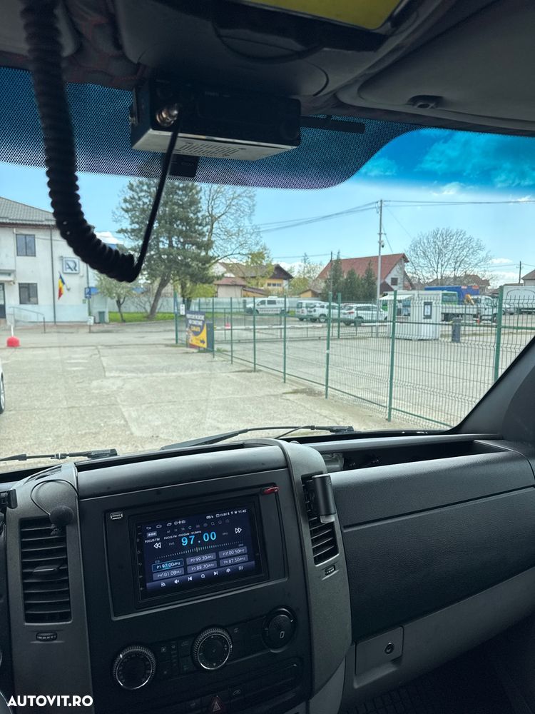 Mercedes-Benz Sprinter - 7