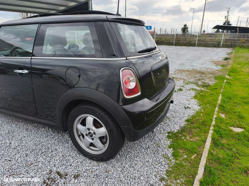 MINI 3 Portas Cooper - 3