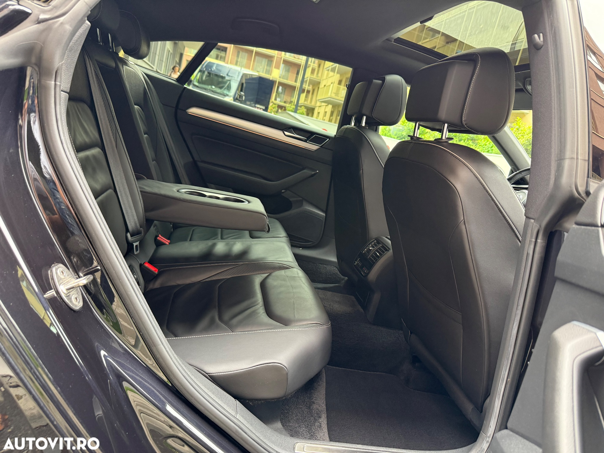 Volkswagen ARTEON 2.0 TSI DSG 4Motion R-Line - 16
