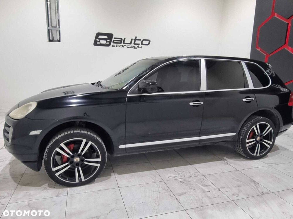 Porsche Cayenne - 3