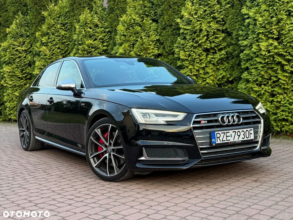 Audi S4 Limousine - 4