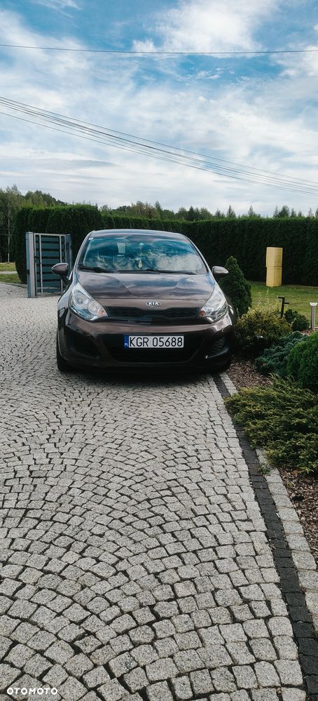 Kia Rio - 6