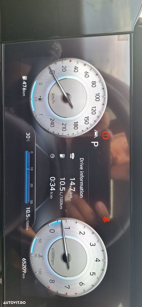 Hyundai Elantra 1.6 l 123 CP CVT Exclusive Navi - 15