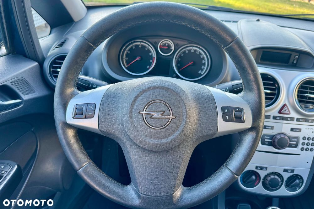 Opel Corsa 1.4 16V 150 Jahre - 20