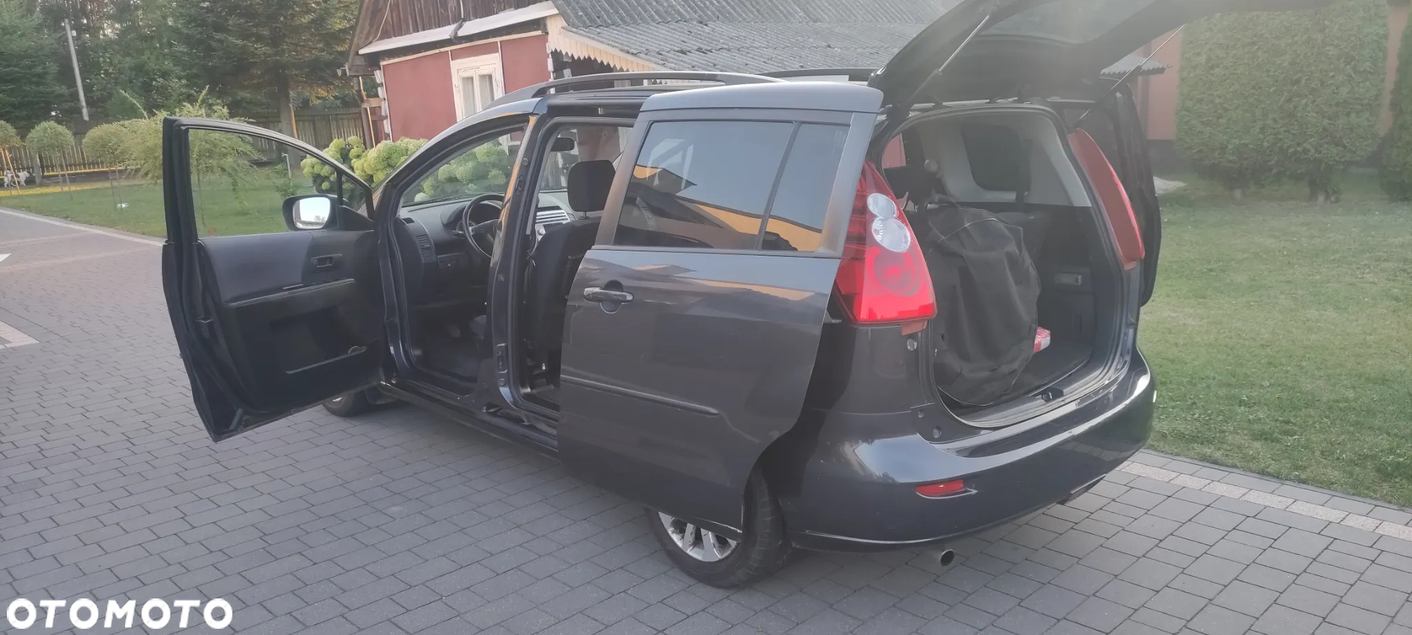 Mazda 5 - 32