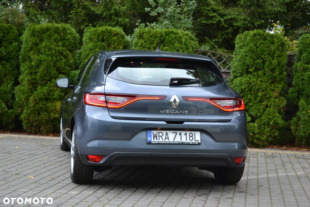 Renault Megane ENERGY TCe 100 INTENS - 16