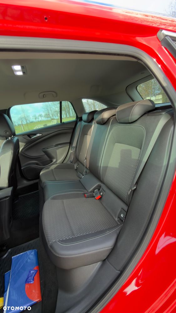 Opel Astra 1.4 T Elite S&S - 12