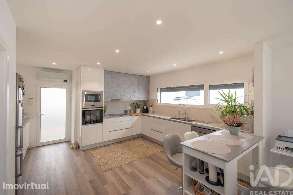 Moradia térrea T3 em Marinha Grande - Grande imagem: 5/31