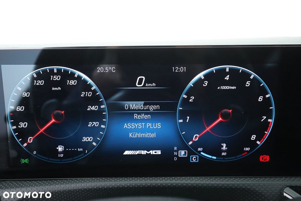 Mercedes-Benz CLA - 14