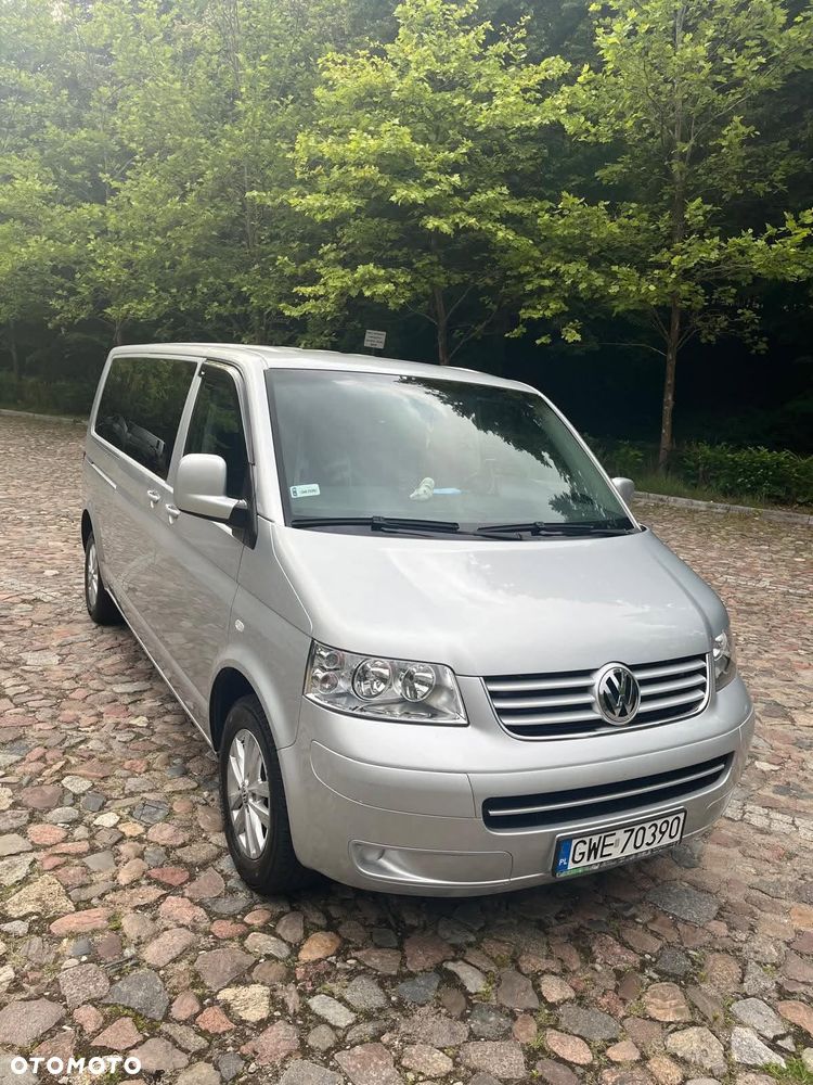 Volkswagen Caravelle L1 Comfortline - 2